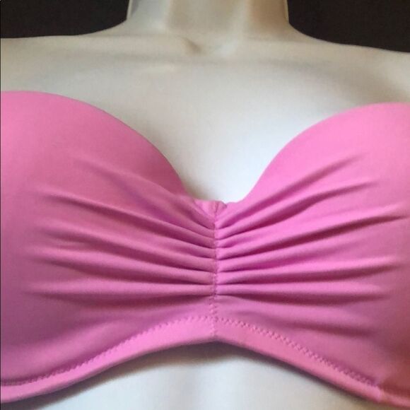 Victoria's Secret Underwire Padded Bikini Top - Picture 2 of 8
